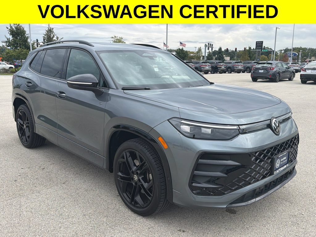Certified 2026 Volkswagen Tiguan SE R-Line AWD/4WD 360° Tour