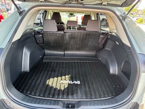 Used 2019 Toyota RAV4 XLE w/ All Weather Liner Package AWD/4WD image 10