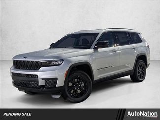 New 2025 Jeep Grand Cherokee L Altitude video 1