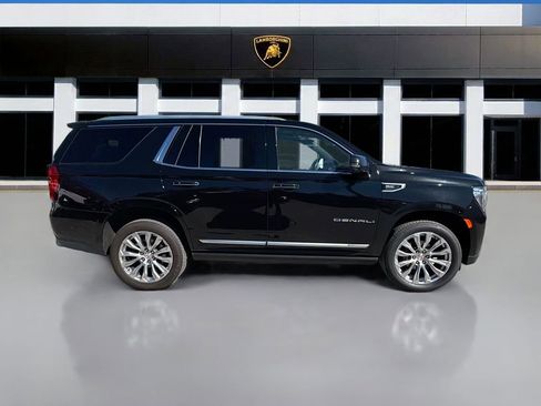 Used 2024 GMC Yukon Denali w/ Denali Reserve Package image 6