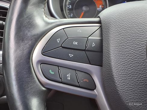 Used 2019 Jeep Cherokee Limited AWD/4WD image 14