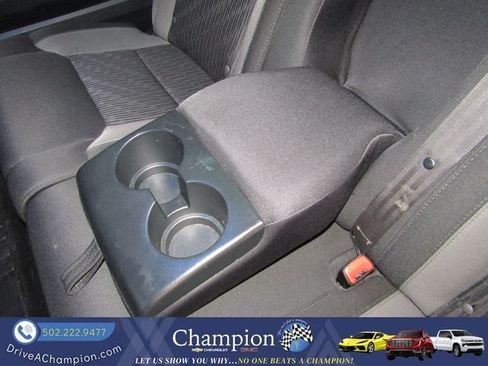 Used 2016 Toyota Tundra SR5 w/ SR5 Upgrade Package AWD/4WD image 21