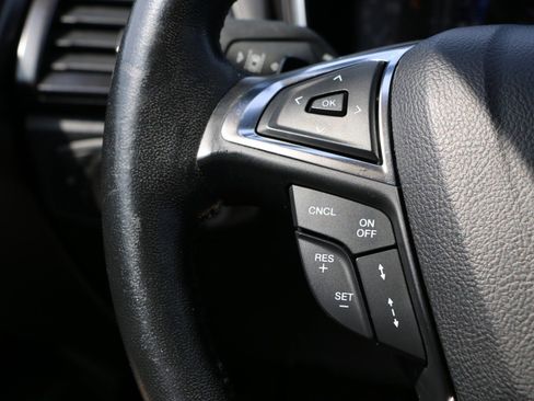 Used 2020 Ford Fusion Titanium image 18