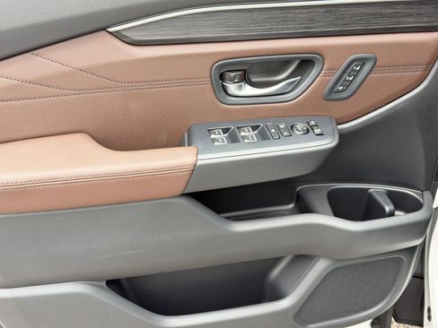 New 2026 Honda Pilot Touring image 13