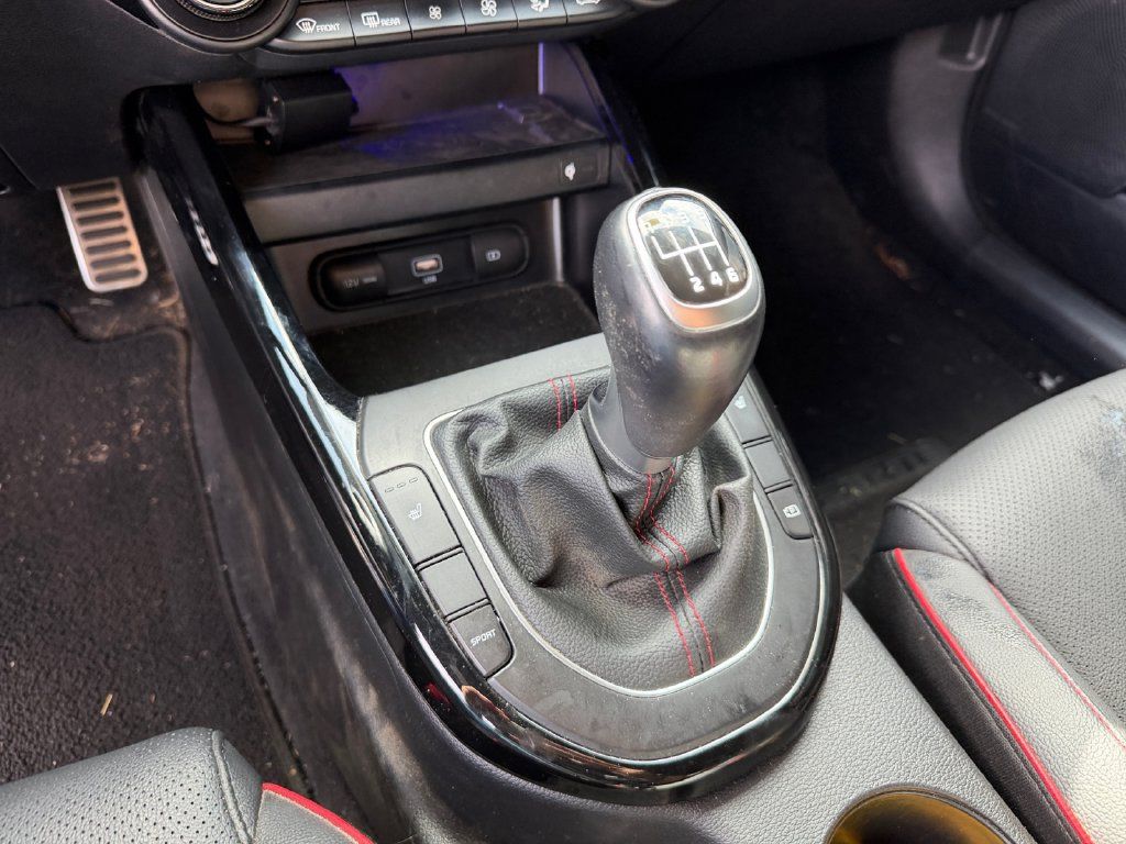 Used 2024 Kia Forte GT FWD image 23