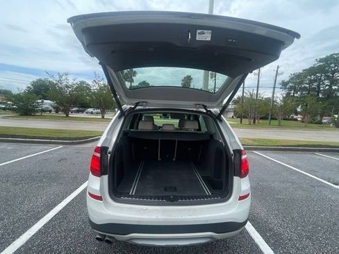 Used 2017 BMW X3 sDrive28i RWD image 6