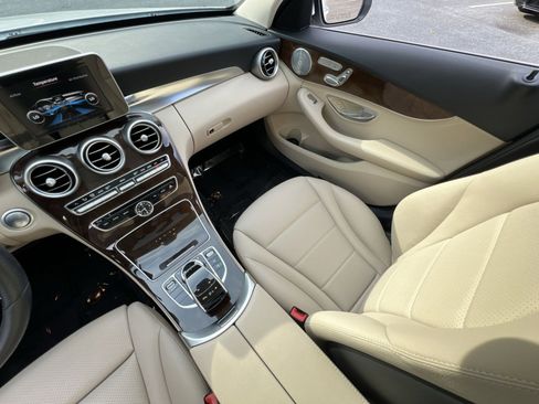 Used 2015 Mercedes-Benz C 300 4MATIC Sedan image 14