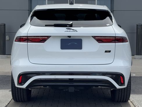 Used 2026 Jaguar F-PACE R-Dynamic S AWD/4WD image 7
