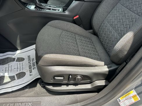 Certified 2024 Chevrolet Equinox LT FWD image 22