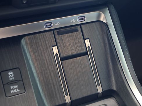 New 2026 Lexus GX 550 AWD/4WD image 21