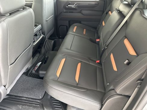 New 2026 GMC Sierra 2500 AT4 w/ AT4 Premium Plus Package AWD/4WD image 30