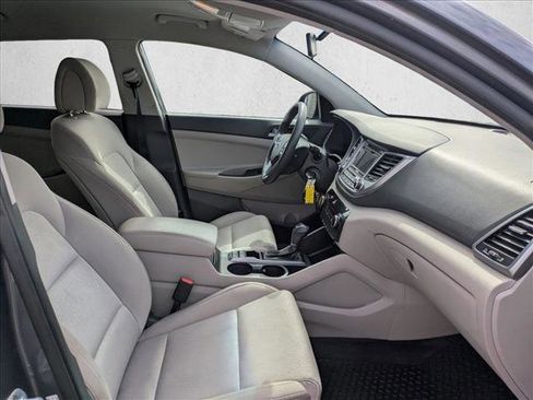 Used 2016 Hyundai Tucson SE w/ Option Group 02 image 25