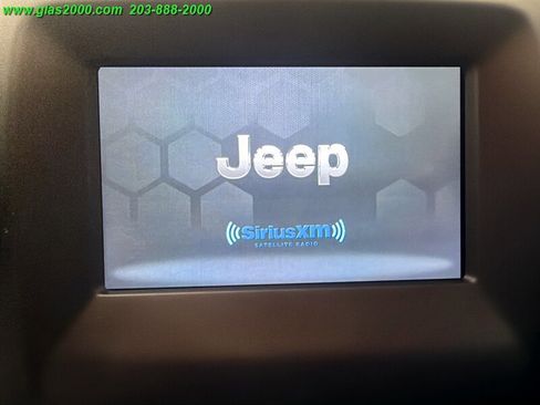 Used 2018 Jeep Compass Latitude w/ Popular Equipment Group AWD/4WD image 27