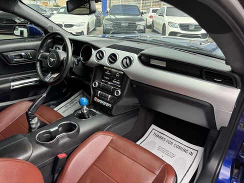 Used 2015 Ford Mustang GT Premium RWD image 27