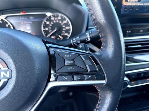 Used 2024 Nissan Altima 2.5 SR w/ SR Premium Package AWD/4WD image 12