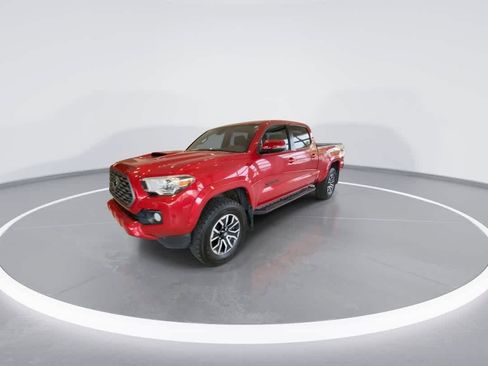 Used 2021 Toyota Tacoma TRD Sport AWD/4WD image 4