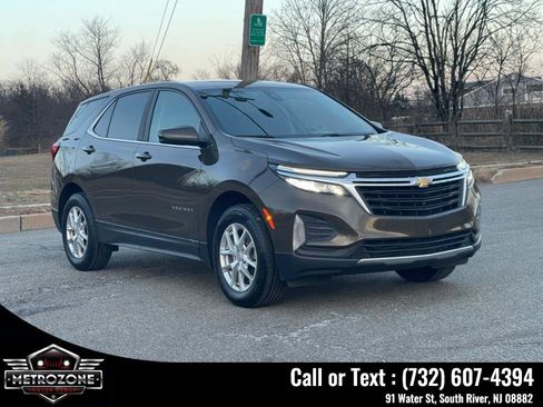 Used 2023 Chevrolet Equinox LT AWD/4WD image 11