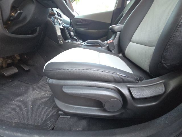 Used 2020 Hyundai Kona SE w/ Cargo Package FWD image 20