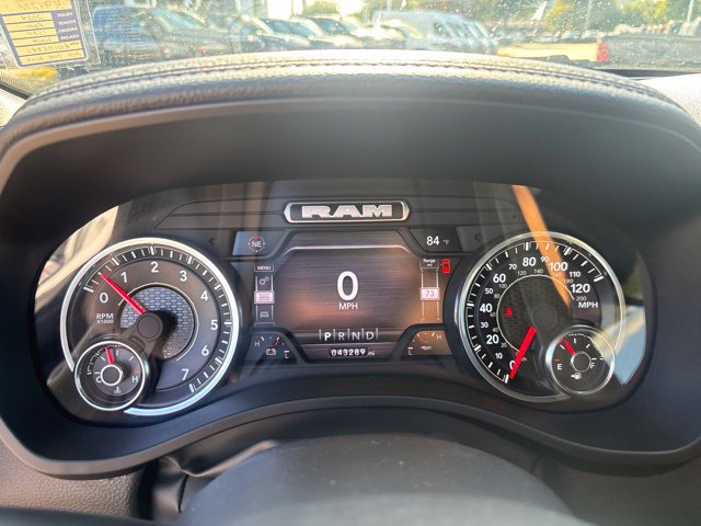 Used 2024 RAM 1500 Laramie AWD/4WD image 19