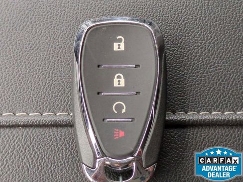 Used 2025 Chevrolet Blazer LT image 32