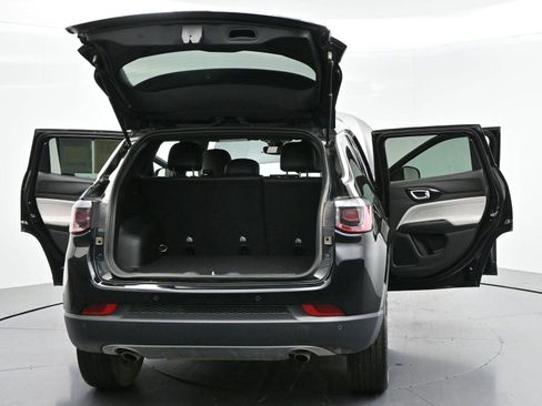 Used 2023 Jeep Compass Limited AWD/4WD image 40