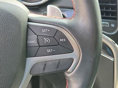 Used 2017 Jeep Grand Cherokee Trailhawk AWD/4WD image 11
