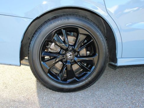 Used 2024 Honda Odyssey Sport image 5