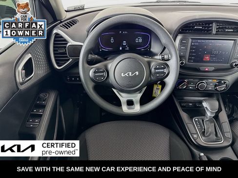 Certified 2025 Kia Soul LX w/ LX Technology Package FWD image 25