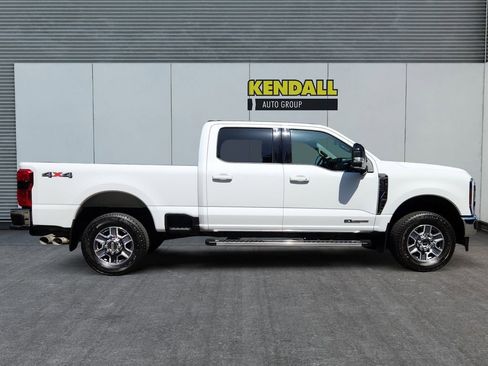 Used 2024 Ford F350 Lariat w/ Camper Package AWD/4WD image 6