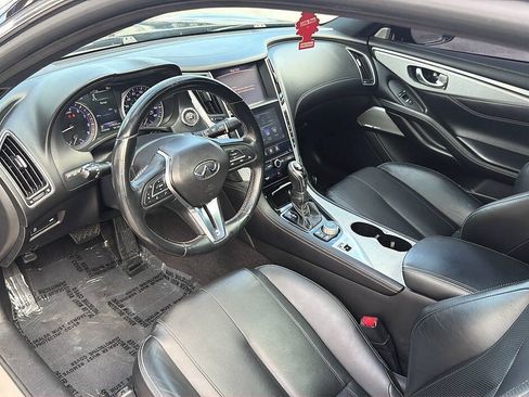 Used 2017 INFINITI Q60 3.0t w/ Premium Plus Package 3.0T RWD image 5