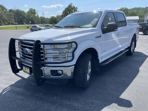 Used 2016 Ford F150 XLT w/ Equipment Group 302A Luxury AWD/4WD image 5