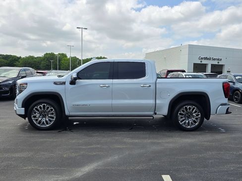 Certified 2026 GMC Sierra 1500 Denali Ultimate AWD/4WD image 11