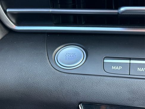 Certified 2023 Hyundai Elantra SEL w/ Convenience Package image 28