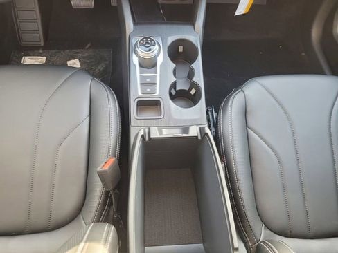 New 2025 Ford Escape SE w/ PHEV Premium Package FWD image 20