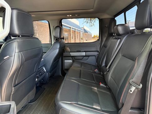 Used 2023 Ford F250 Lariat w/ Lariat Ultimate Package AWD/4WD image 17