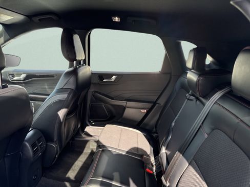 Used 2023 Ford Escape ST-Line image 35