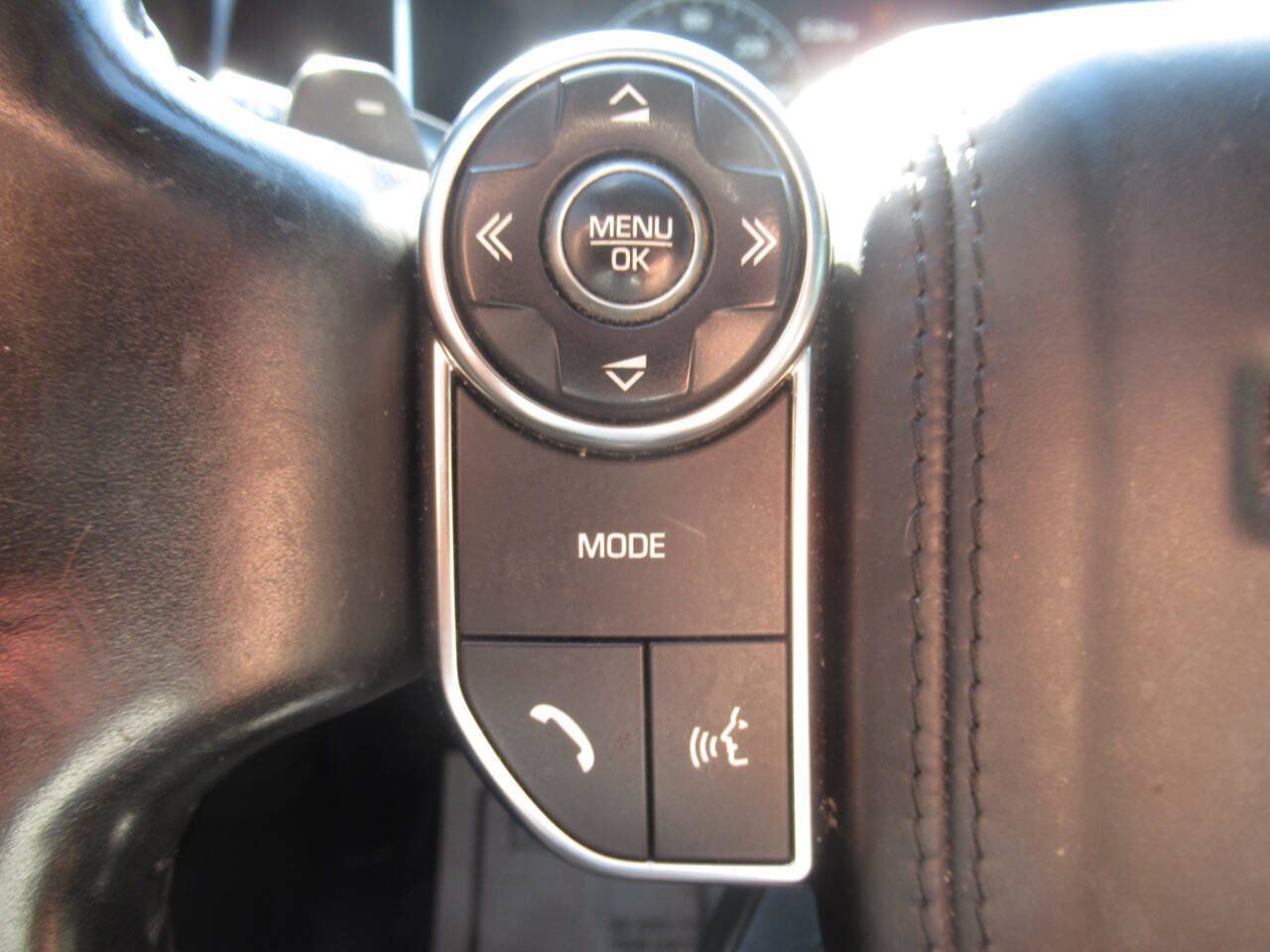 Used 2017 Land Rover Range Rover Supercharged AWD/4WD image 20