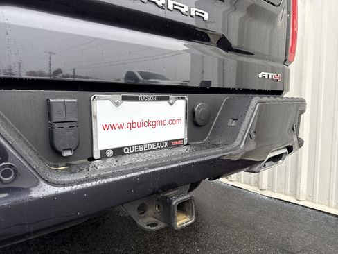 Used 2024 GMC Sierra 1500 AT4 w/ Technology Package image 11