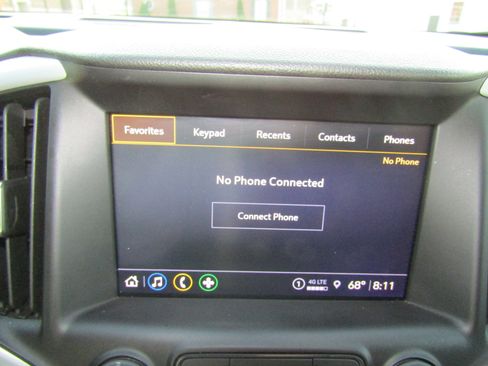 Used 2024 GMC Terrain SLT image 28