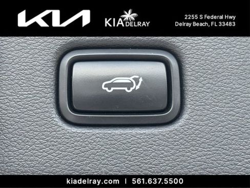 Used 2020 Kia Telluride SX w/ Towing Package image 9