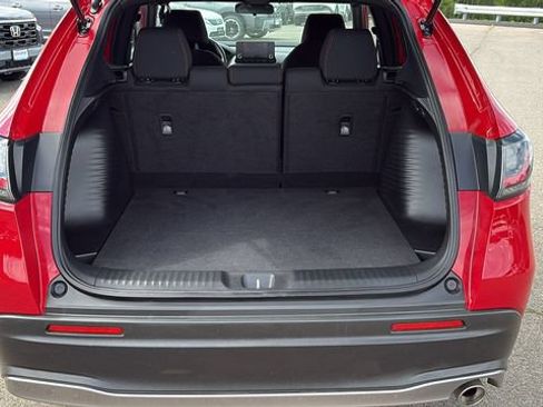 Used 2025 Honda HR-V Sport image 25