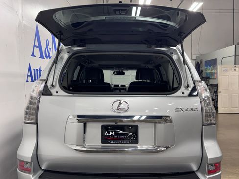 Used 2018 Lexus GX 460 image 7