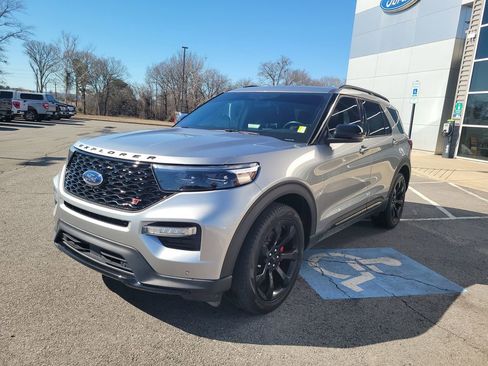 Certified 2024 Ford Explorer ST w/ Equipment Group 401A image 6