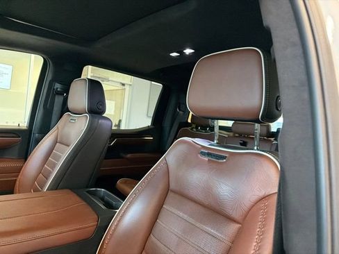 Used 2024 GMC Sierra 1500 Denali Ultimate AWD/4WD image 19