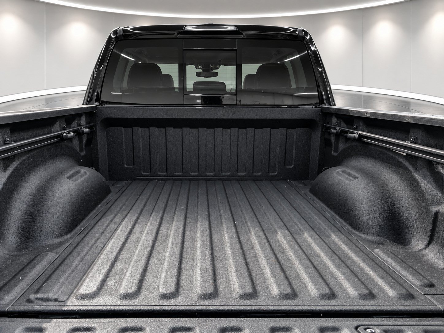 Used 2026 RAM 1500 Limited AWD/4WD image 7