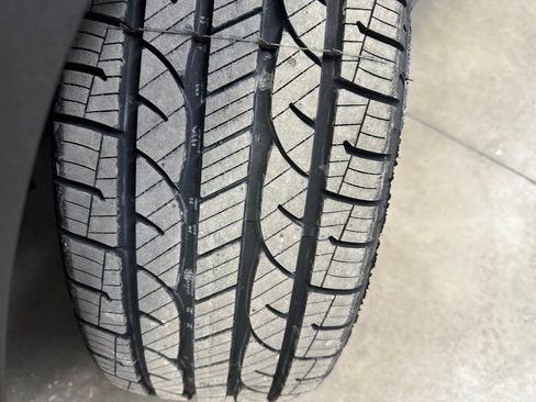 Certified 2022 GMC Terrain SLE w/ Driver Convenience Package image 38