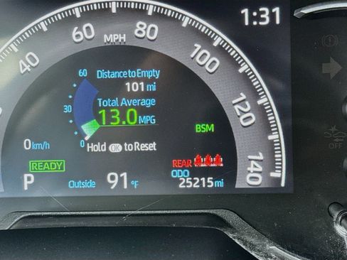 Used 2025 Toyota RAV4 LE AWD/4WD image 8