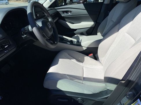 New 2025 Honda Accord SE image 13