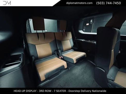Used 2026 Lexus GX 550 w/ Accessory Package (2T) AWD/4WD image 23