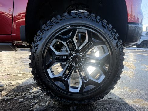 Used 2024 Chevrolet Silverado 1500 LT Trail Boss w/ LT Trail Boss Premium Package image 37